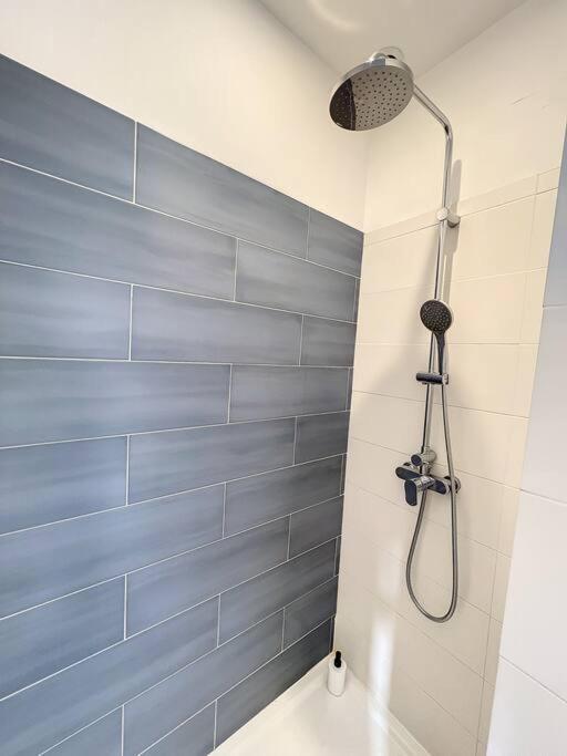 Place - Appartement Lumineux Au Coeur De La Joliette マルセイユ エクステリア 写真